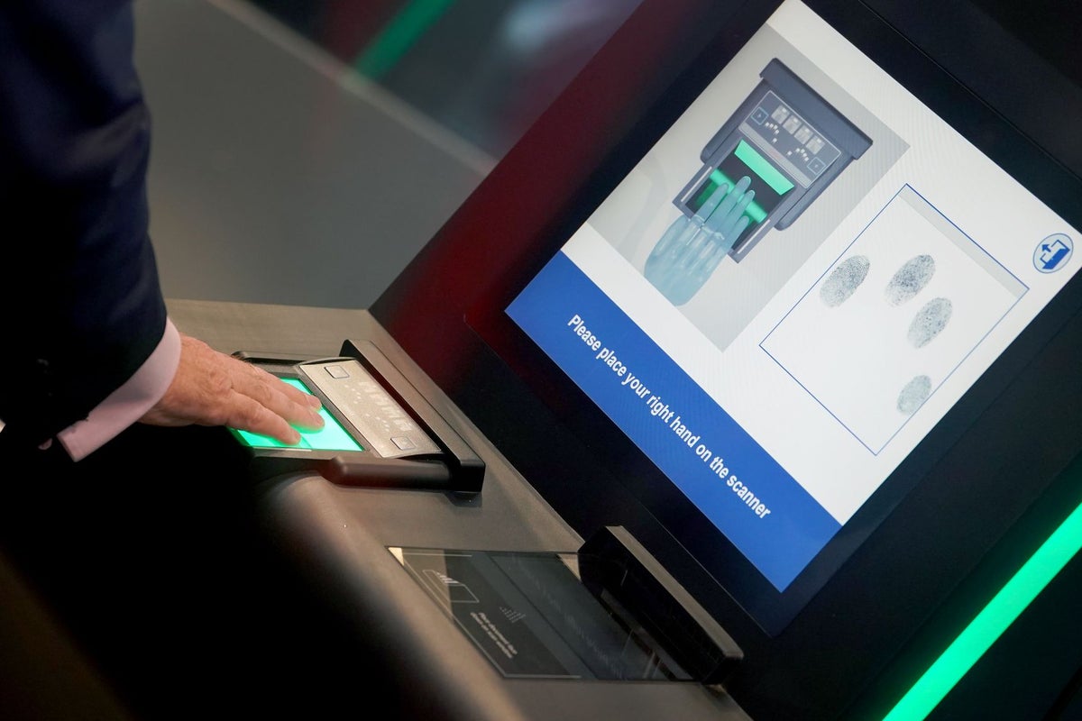 https://static.independent.co.uk/2025/09/24/13/49/EU-border-Entry-Exit-System-yj9u40kr.jpeg?trim=0,150,0,149&width=1200&height=800&crop=1200:800