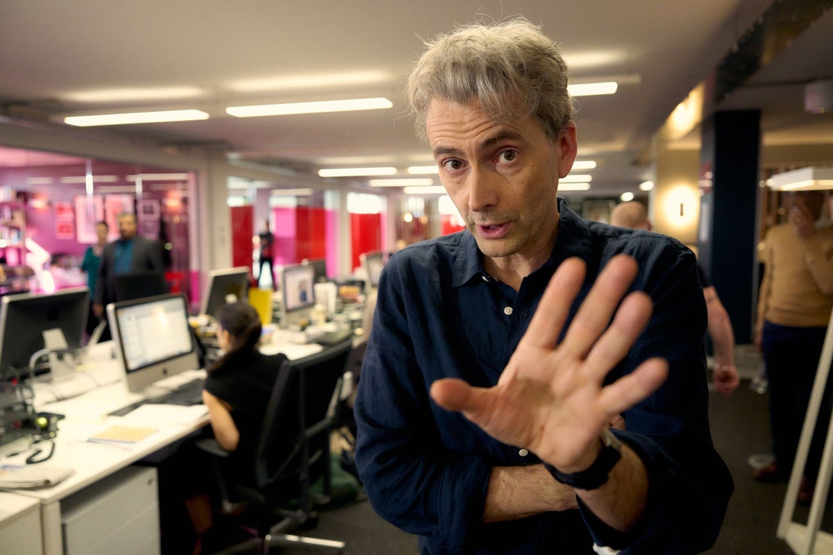 The Hack review – David Tennant is a class act in sprawling ITV phone-hacking drama that tries to do too much