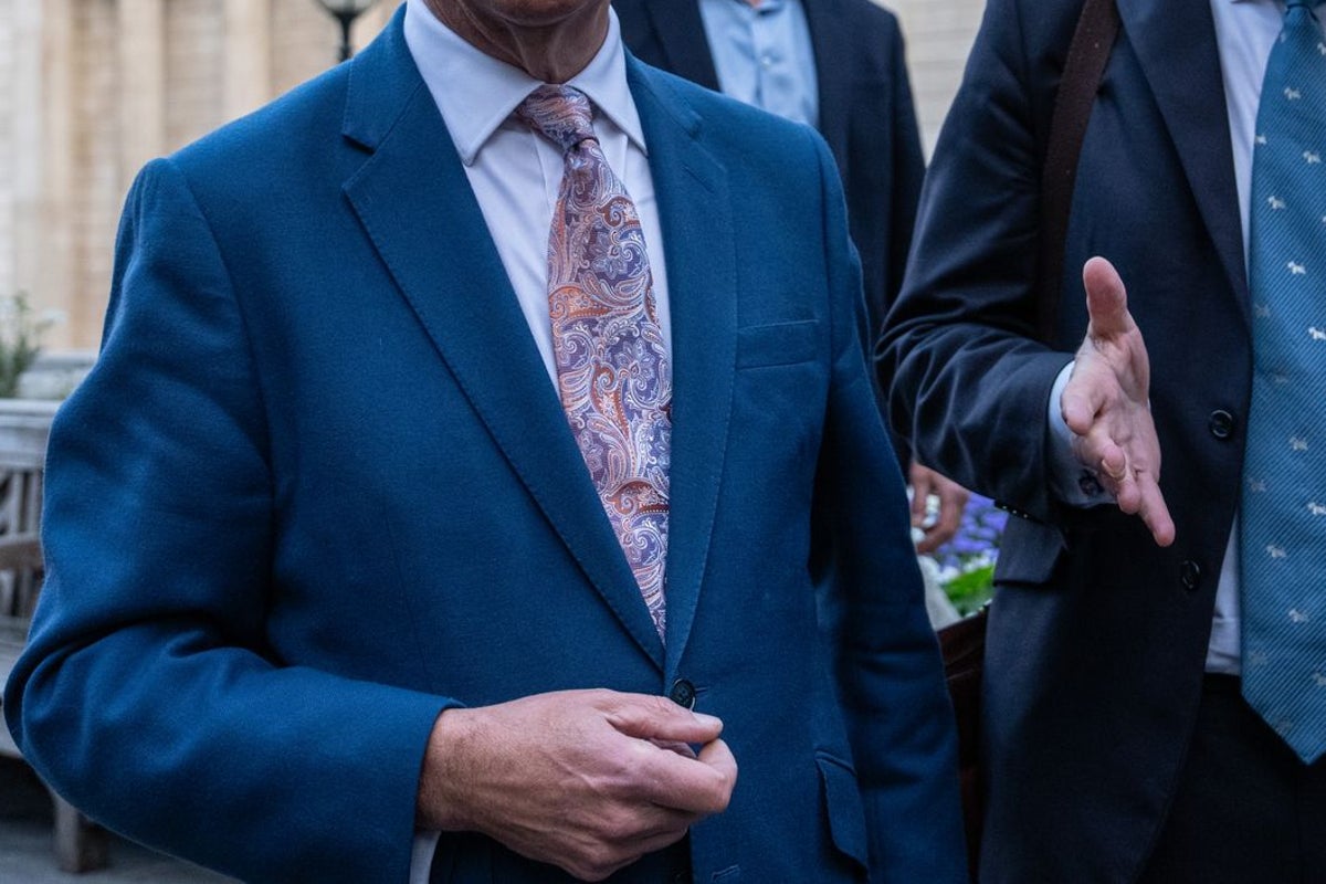 Is Nigel Farage challenging the independence of the Bank of England?
