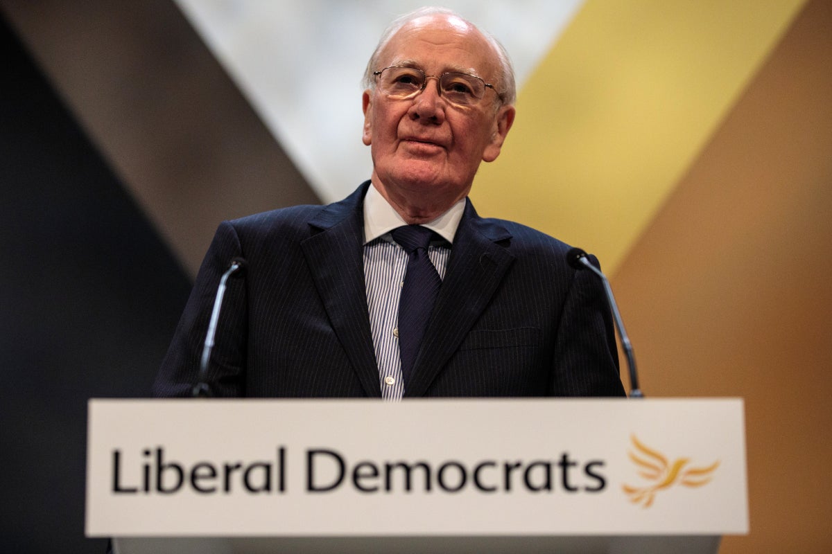 Menzies Campbell remembered as ‘true Liberal giant’ after death at 84