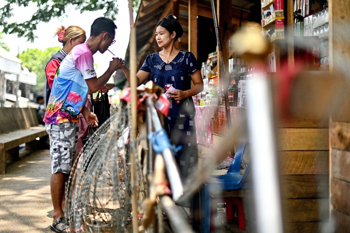 Taxes on alcohol and smoking can help countries facing severe aid cuts