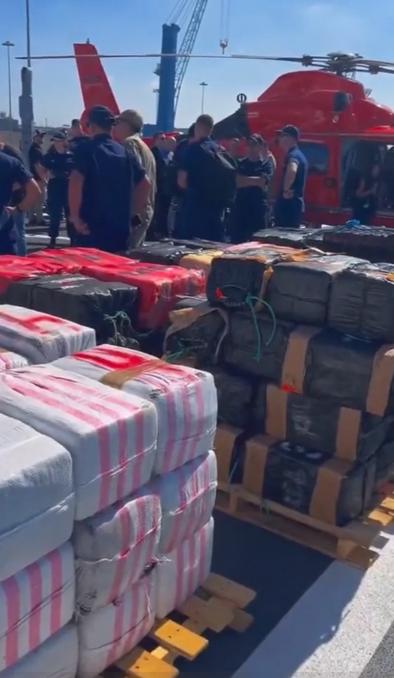 <p>More than $156 million worth of cocaine offloaded after drug-smuggling vessels intercepted</p>