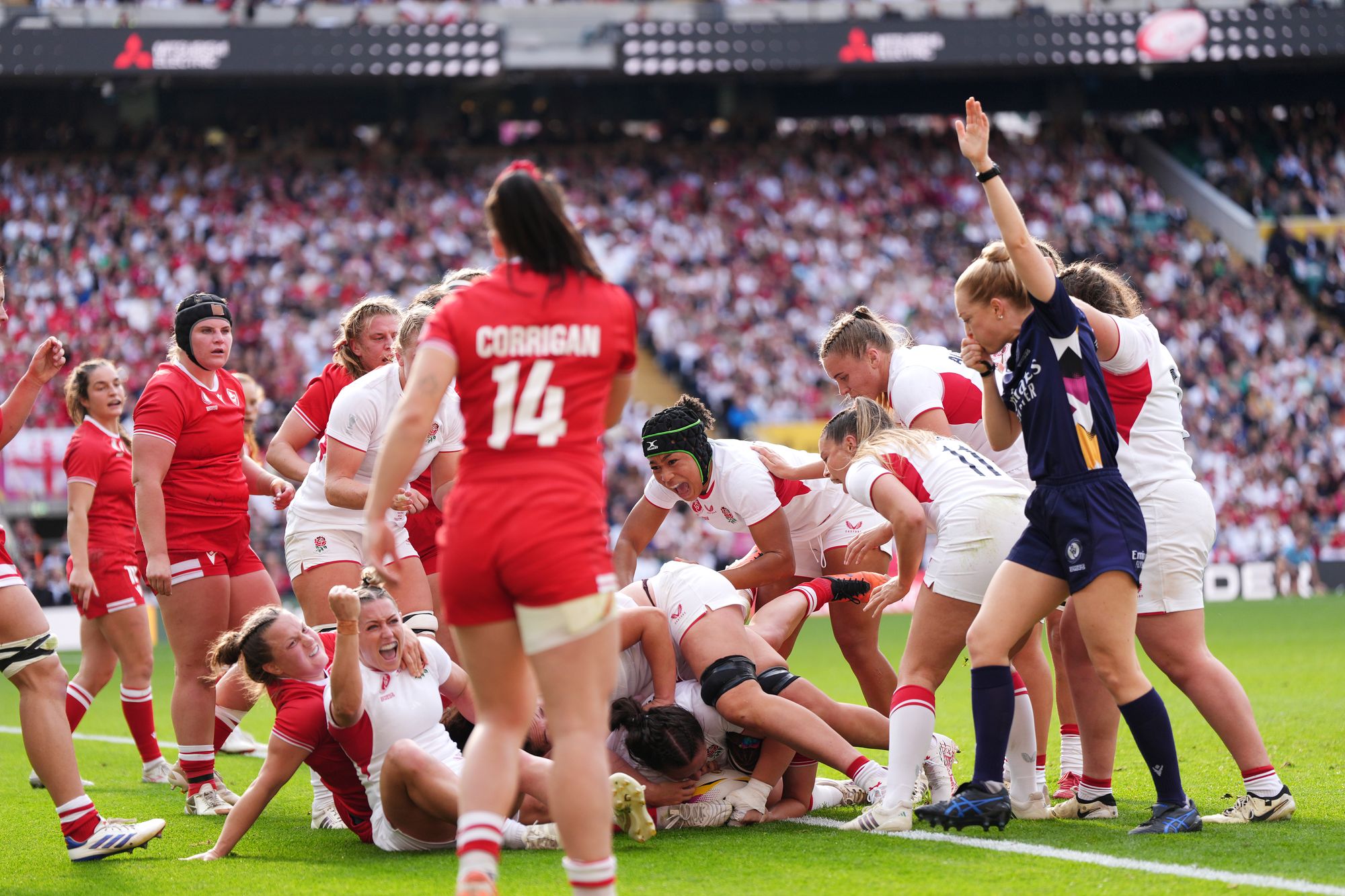England’s scrum and maul were dominant at Twickenham