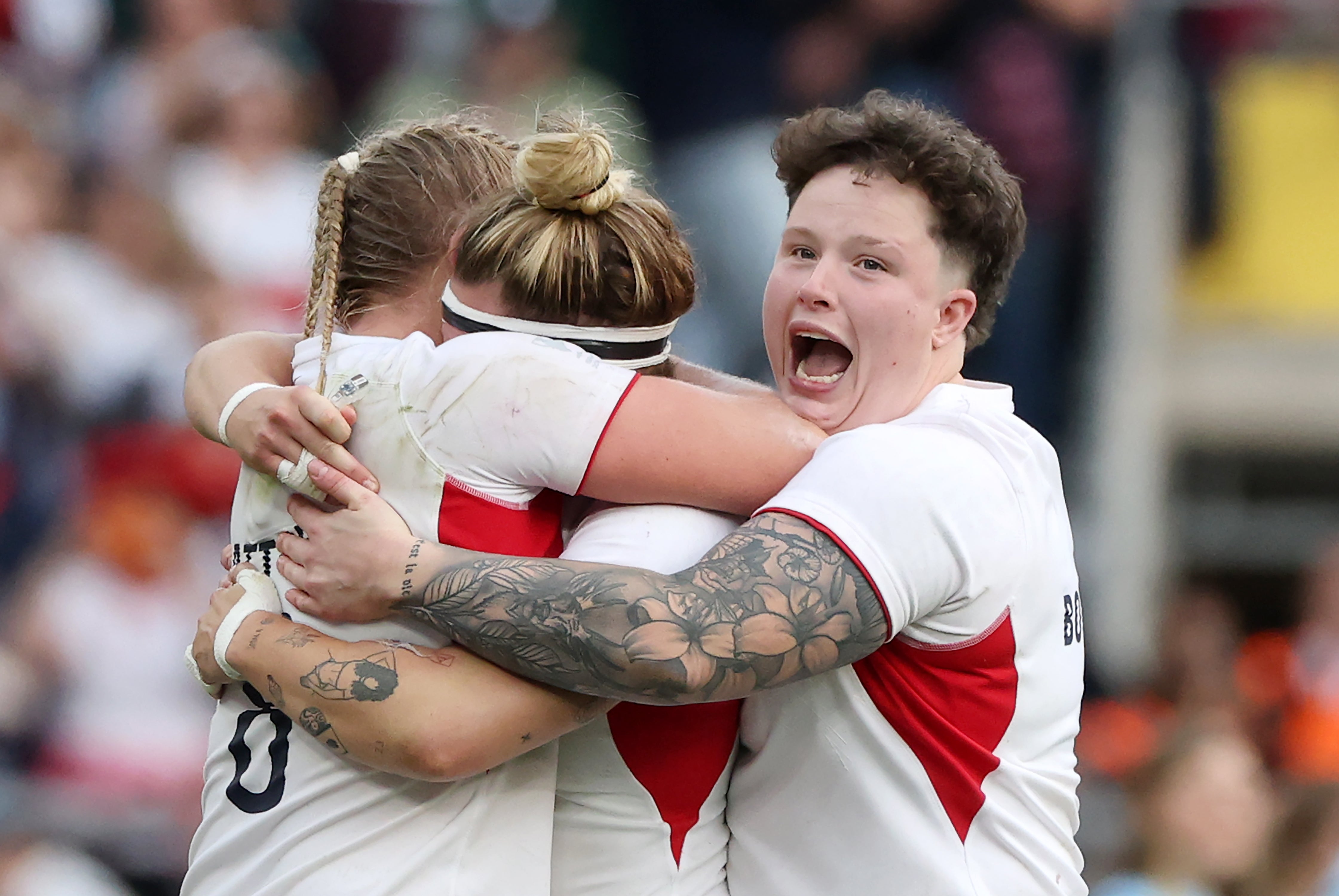 Inglaterra celebra su victoria enfática