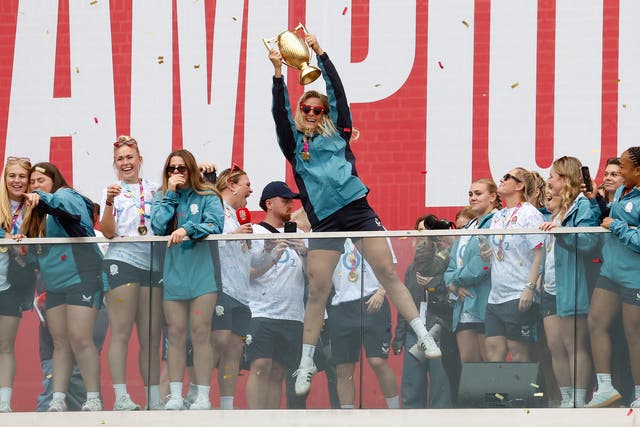 Red Roses Rugby Celebrate Rwc England fans soak up celebrations as Red Roses mark Women’s Rugby World ...
