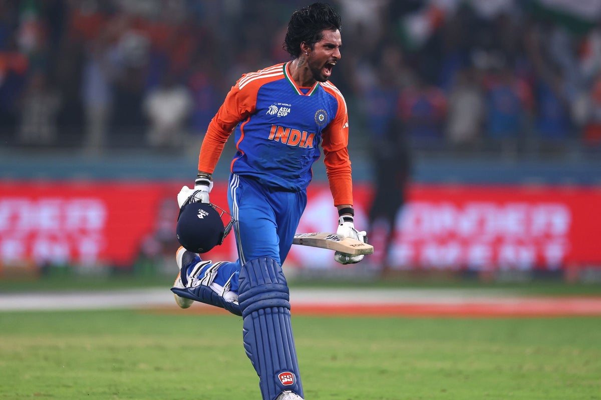 India refuse to collect Asia Cup trophy after beating rivals Pakistan in final India refuse to collect Asia Cup trophy after beating rivals Pakistan in final