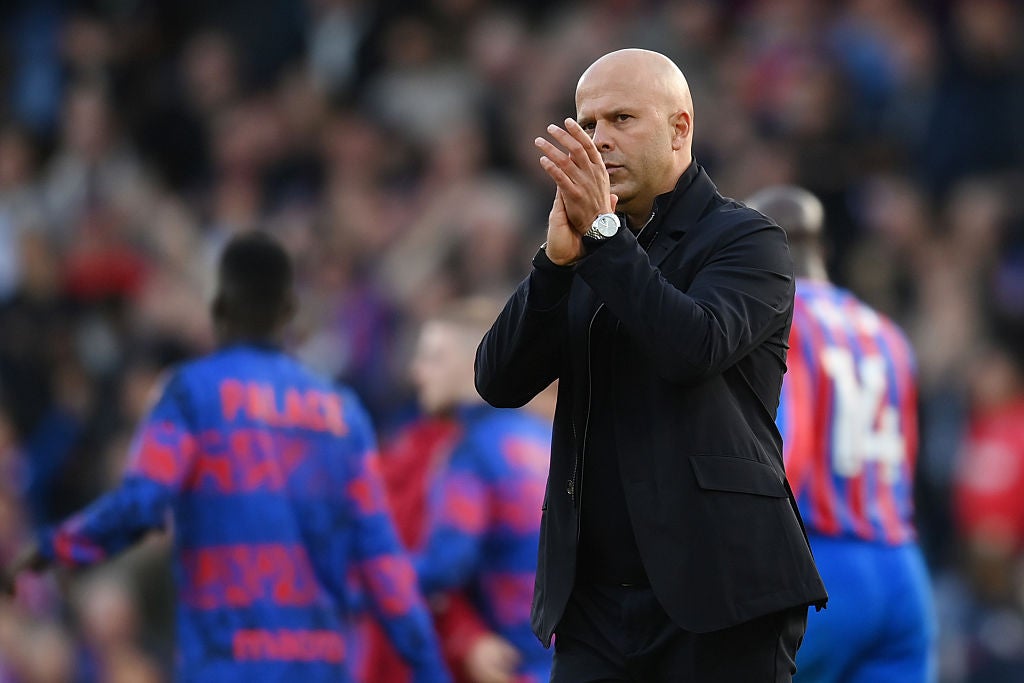 <p>Arne Slot suffered his first loss of the season last weekend against Crystal Palace</p>