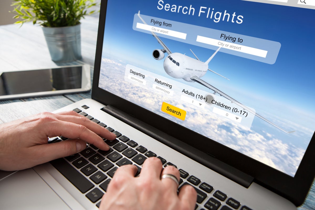 The cheapest days to fly over Thanksgiving and Christmas ... plus the secret best week for traveling abroad