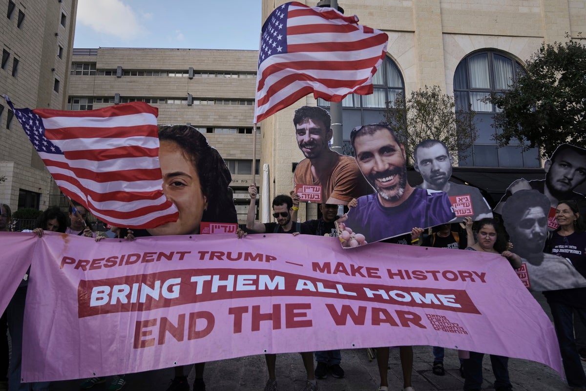 Trump-Gaza live: Majority of Israelis want Netanyahu to resign over 7 October attacks as peace talks continue