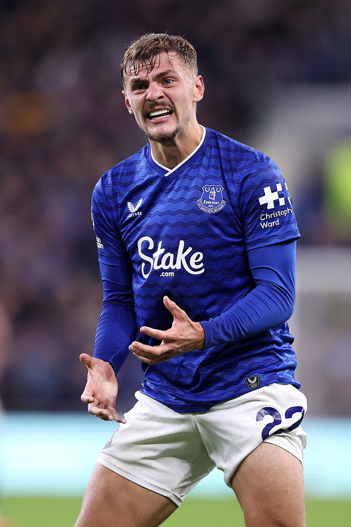 Kiernan Dewsbury-Hall será suspendido para el próximo juego de Everton debido a una acumulación de cartas amarillas