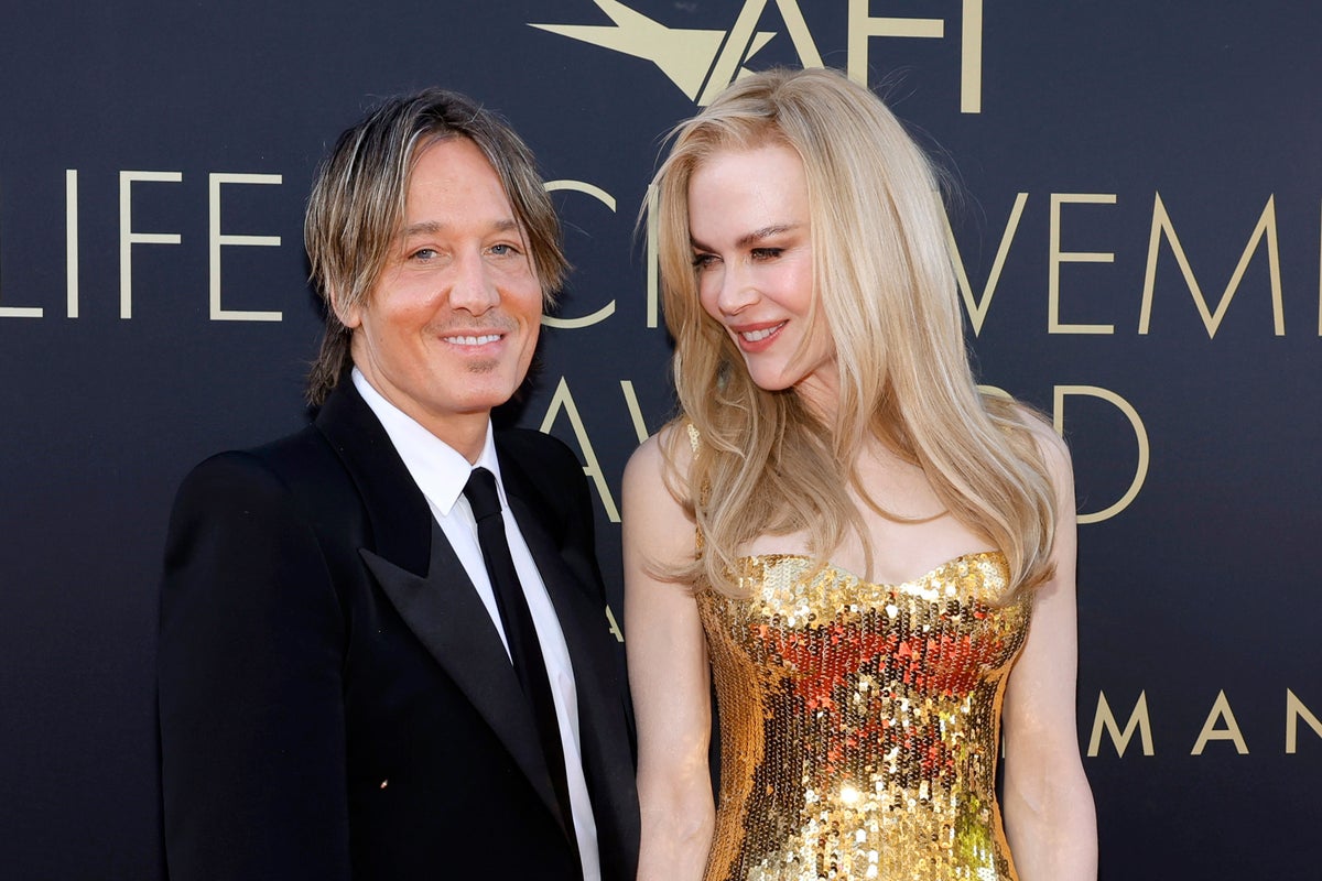 Nicole Kidman files for divorce from Keith Urban after separation