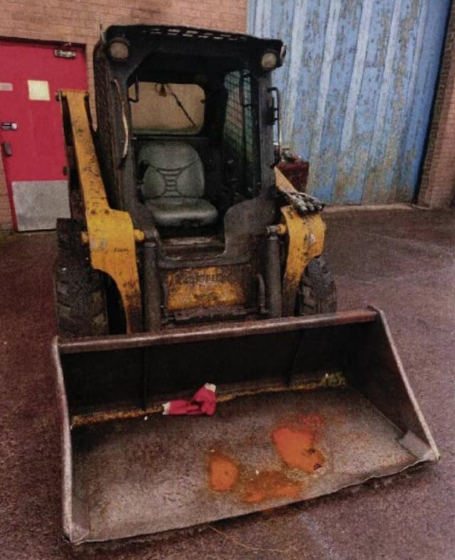 <p>O-I Glass facility in Alloa was fined £600,000 after a worker was burned by molten glass and hot water spilling into the cab of the loading vehicle he was operating</p>