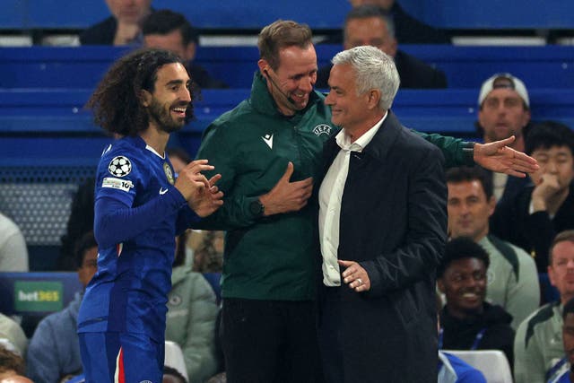 <p>Jose Mourinho received a good reception from Chelsea fans</p>