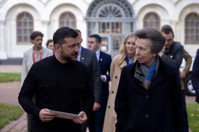 <p>The Princess Royal walks with president Volodymyr Zelensky during a meeting in Kyiv</p>