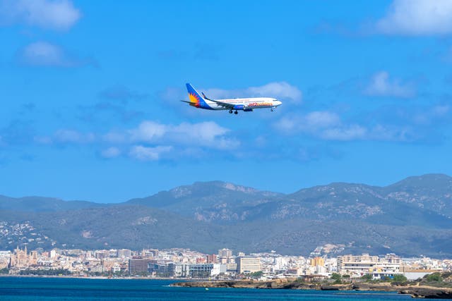 <p>‘Nothing beats a Jet2holiday, and right now you can save £50 per person, that’s £200 off for a family of four’</p>