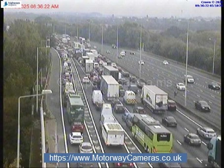 <p>Traffic is backed up on J14 of the M25 towards Heathrow Airport </p>