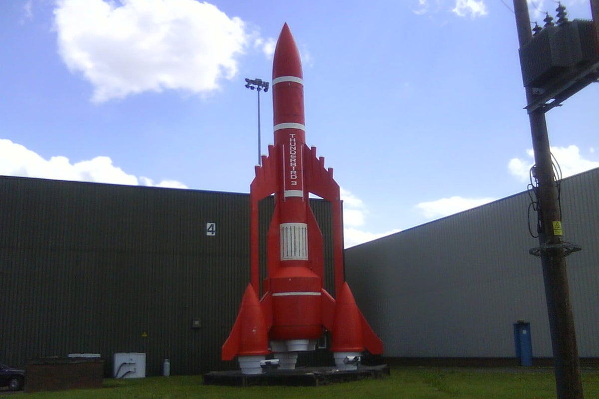 Owner of 18ft Thunderbird 3 replica thought he was only buying a model