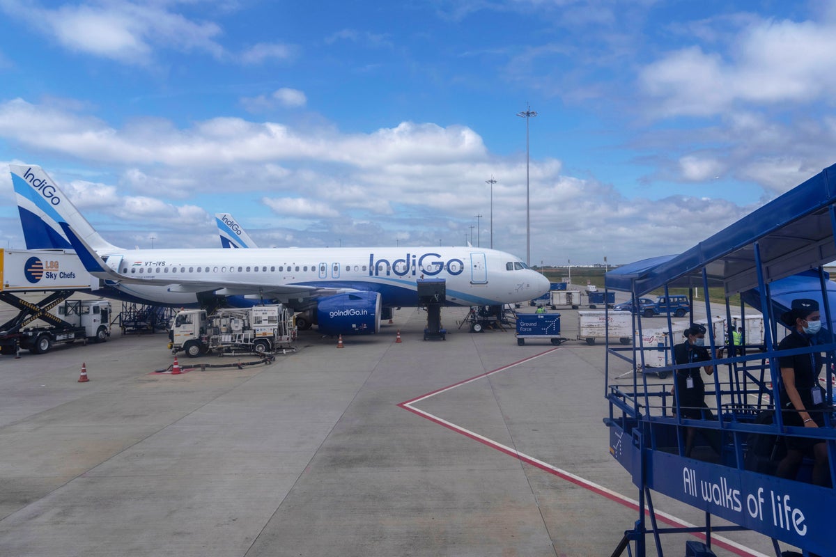 Passenger jet forced to make emergency landing after reporting mid-air fuel leak