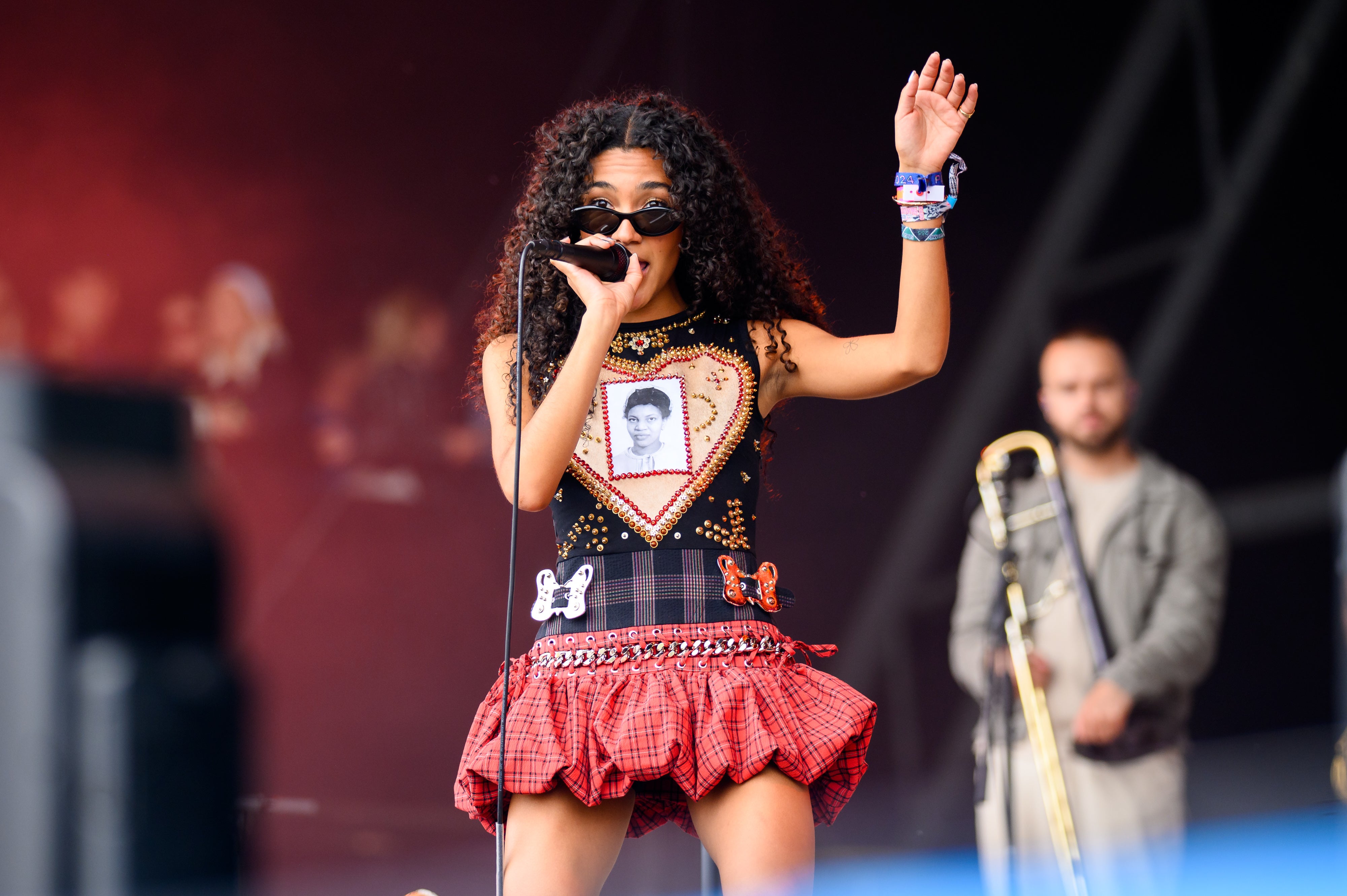 Olivia Dean is on the rise with her latest hit, ‘Man I Need’