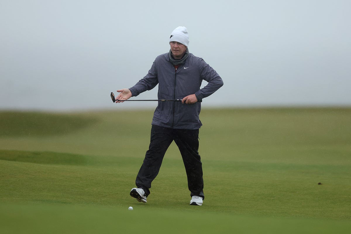 Bob MacIntyre tames wild conditions before play suspended at Alfred Dunhill Links Championship Bob MacIntyre tames wild conditions before play suspended at Alfred Dunhill Links Championship
