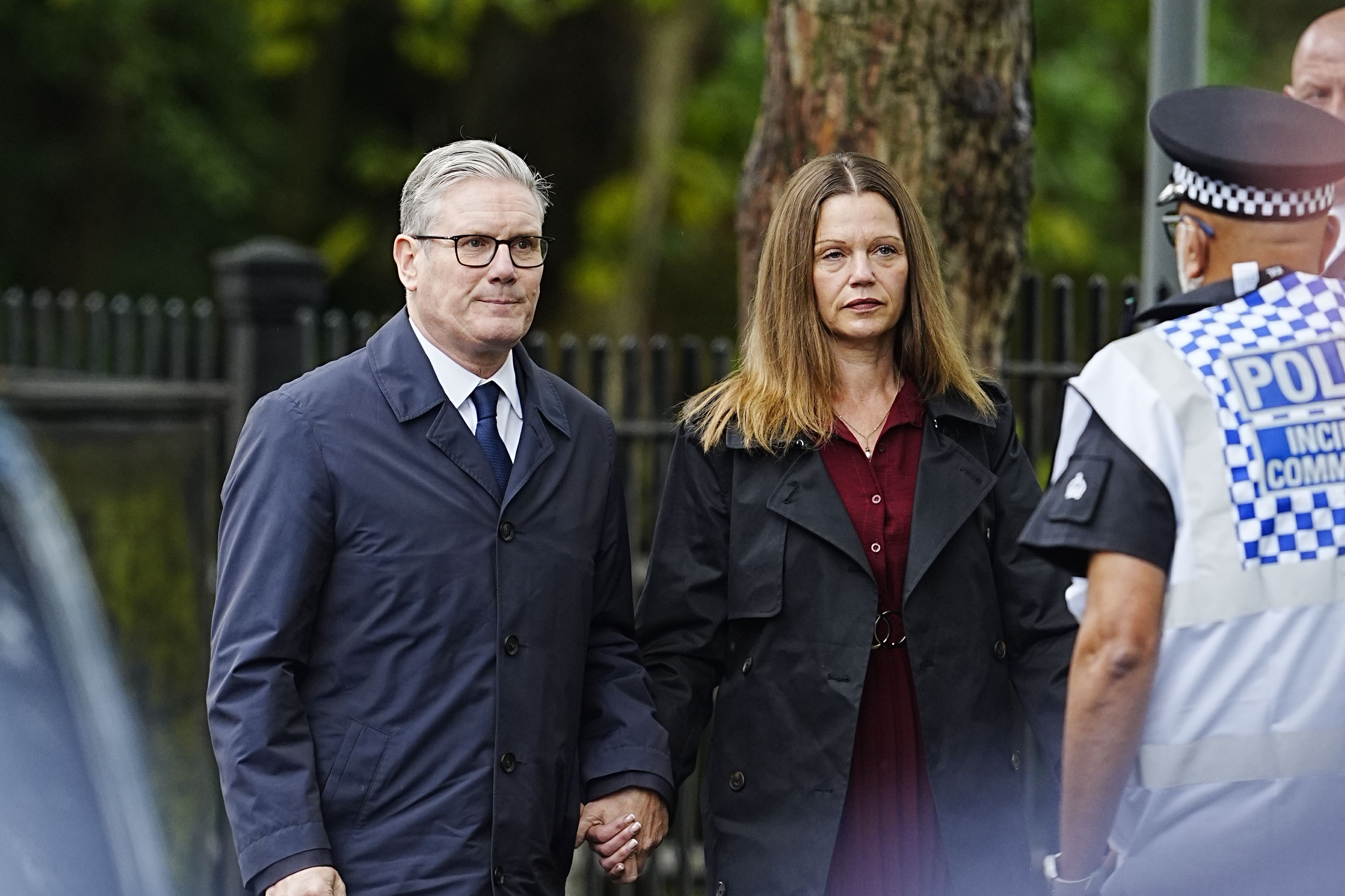 Prime Minister Sir Keir Starmer and Lady Victoria Starmer during a visit to the Heaton Park Hebrew Congregation synagogue in Crumpsall, Manchester, where two people died in a terror attack on Thursday