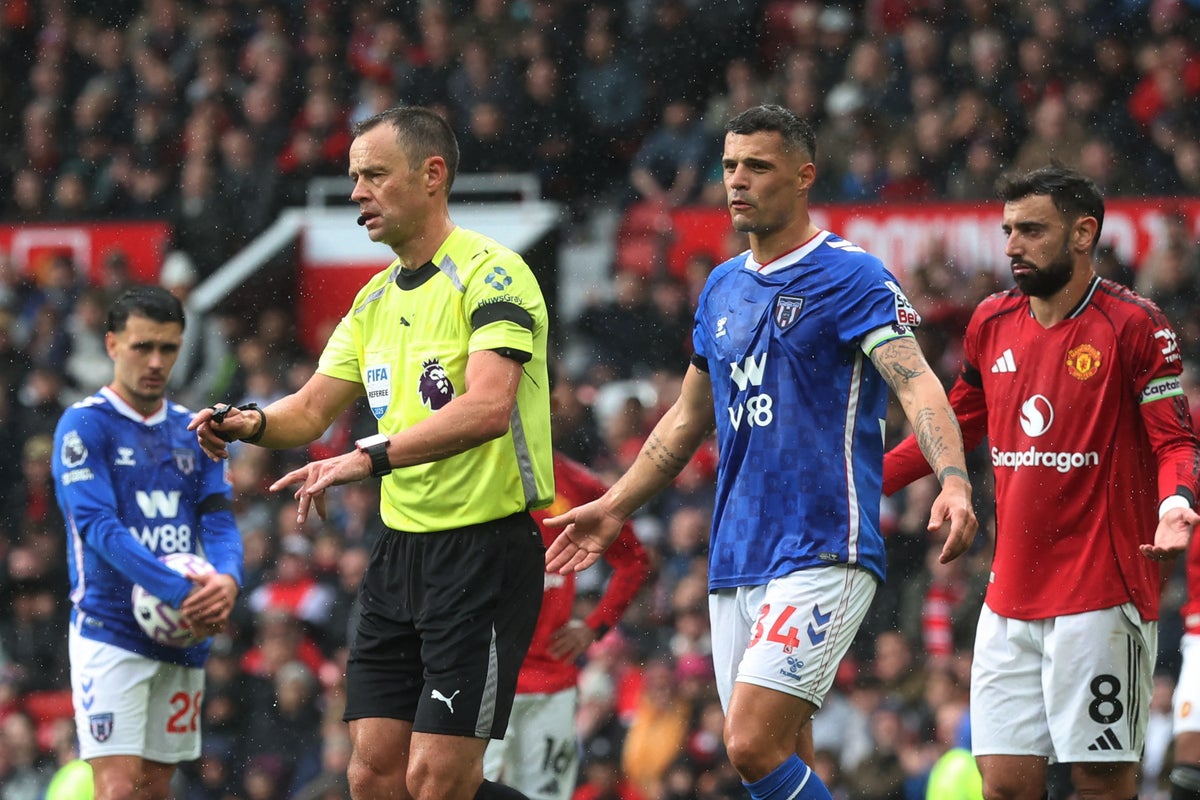 Man United v Sunderland live: Benjamin Sesko strikes and handed VAR reprieve in Premier League match