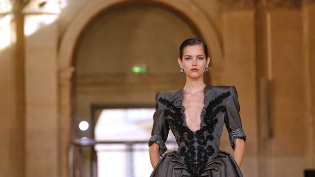 Vivienne Westwood brings beauty from chaos and dying sunflowers in Paris | The Independent Vivienne Westwood brings beauty from chaos and dying sunflowers in Paris | The Independent