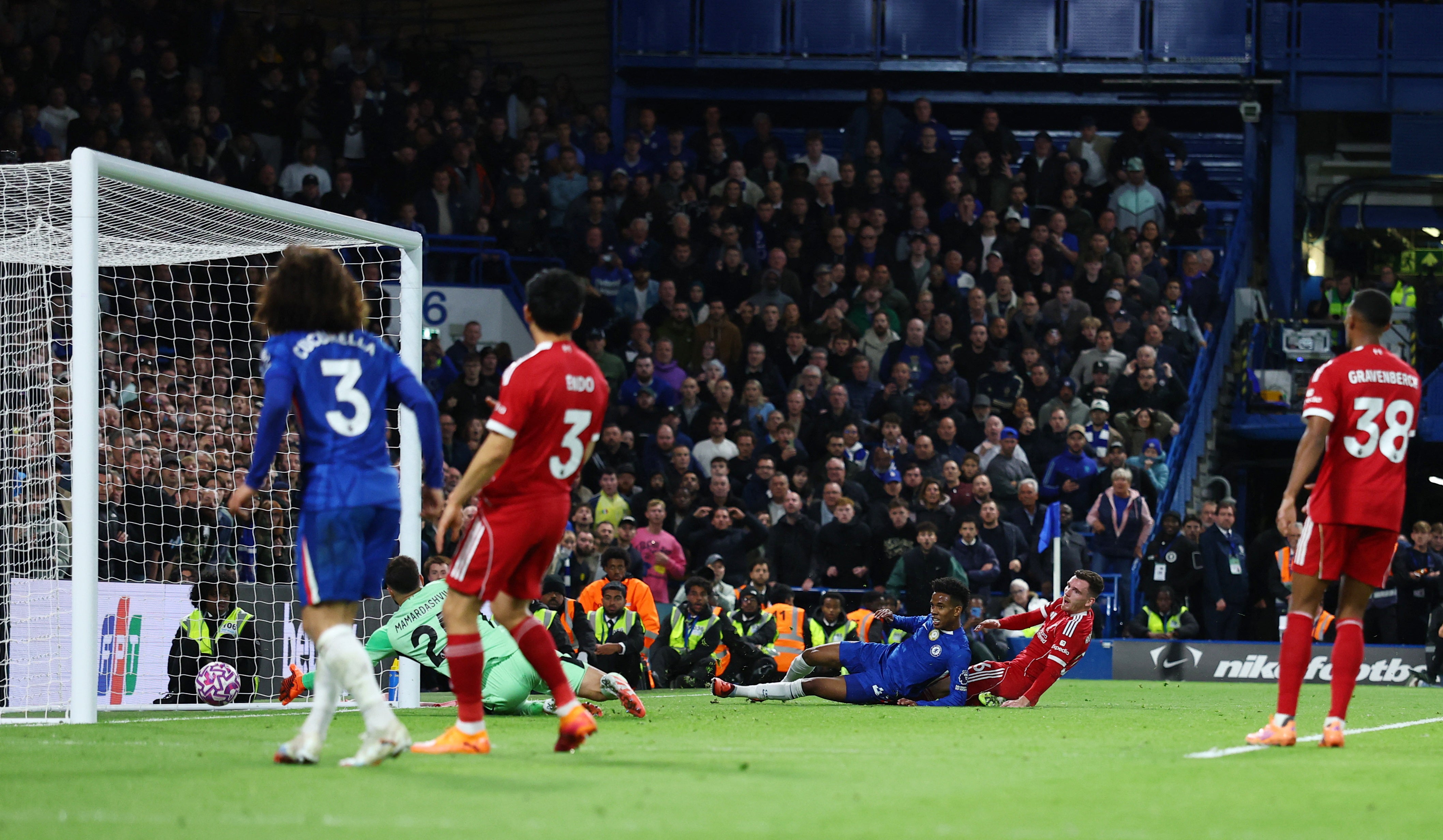 Estevao scores Chelsea's dramatic winner