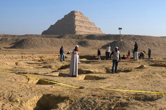 <p>ARCHIVO - El yacimiento de Saqqara forma parte de una extensa necrópolis en la antigua capital de Egipto, Menfis</p>