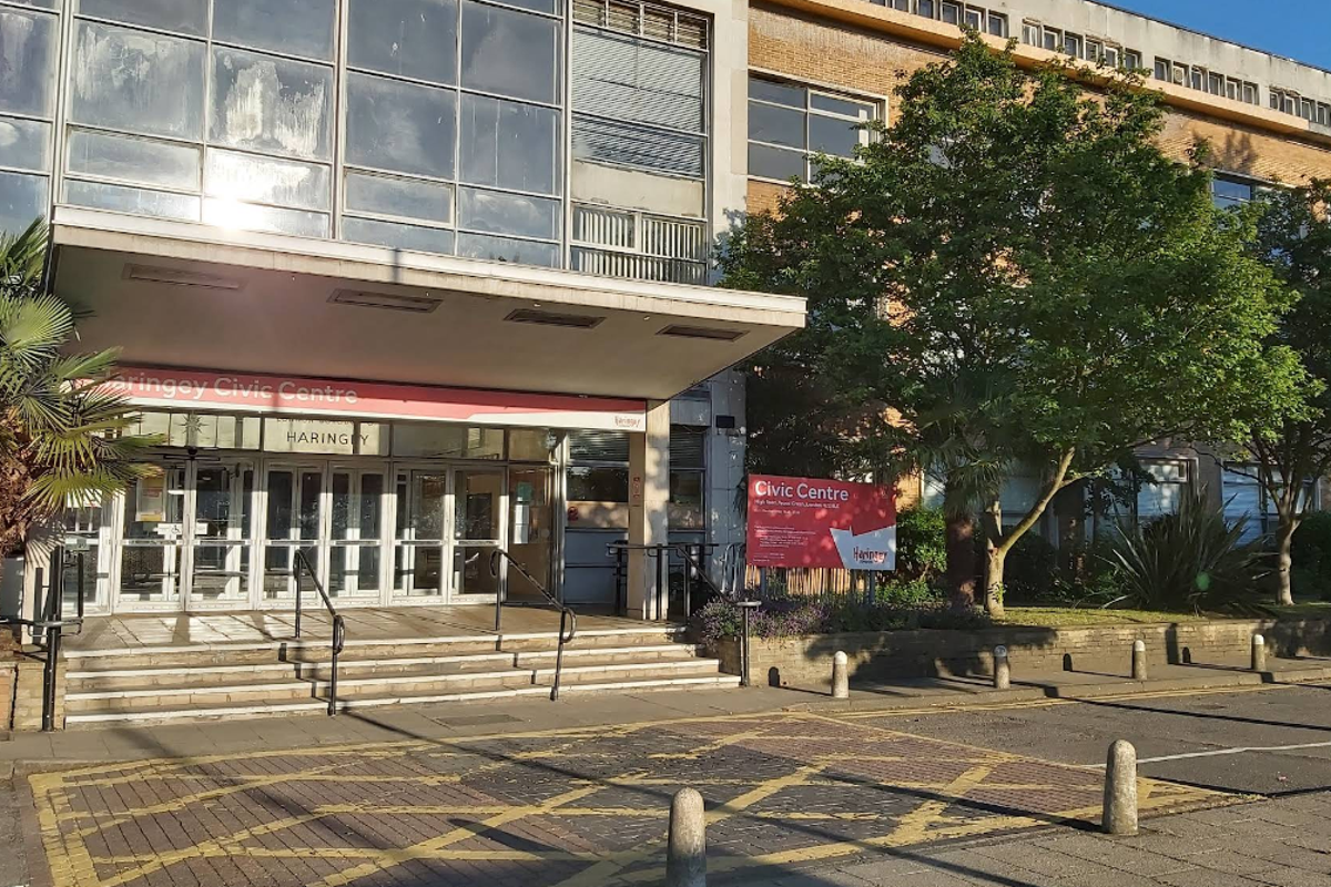 Council apologises for leaving over 1,100 welfare and police emails unread
