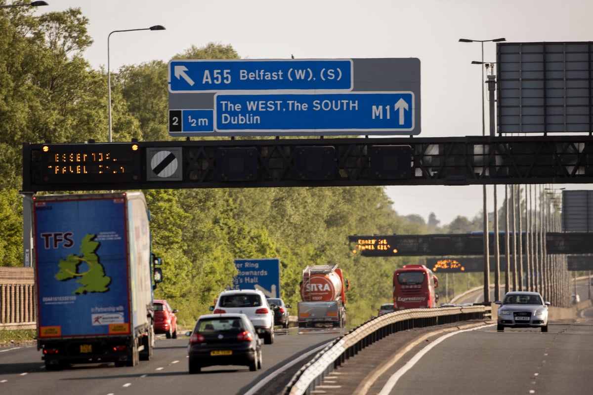 Belfast Extends Bus Lane Hours, Advances Christmas Roadworks Embargo to Ease Traffic