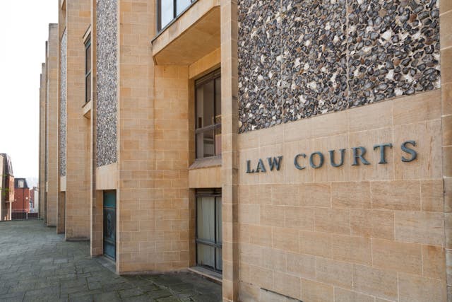 Man who flew to Somalia in bid to join Isis guilty of terror charge