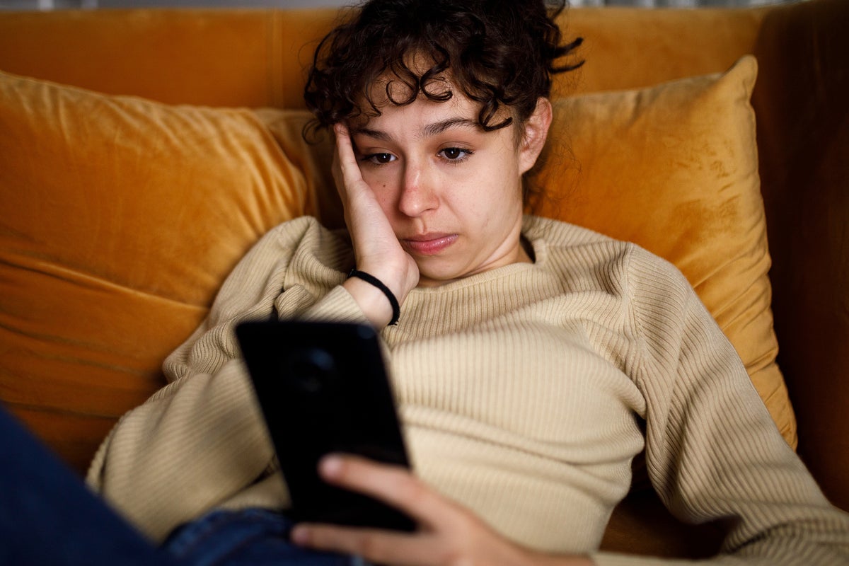 Taking a break from social media will boost your mental health - but it won’t help loneliness