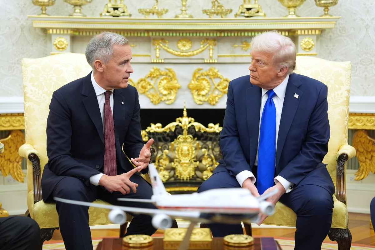 https://static.independent.co.uk/2025/10/07/18/TRUMP_CARNEY_11533.jpg?width=1200&height=800&crop=1200:800
