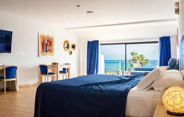 Hotel LIVVO Budha Beach is intimate and relaxed