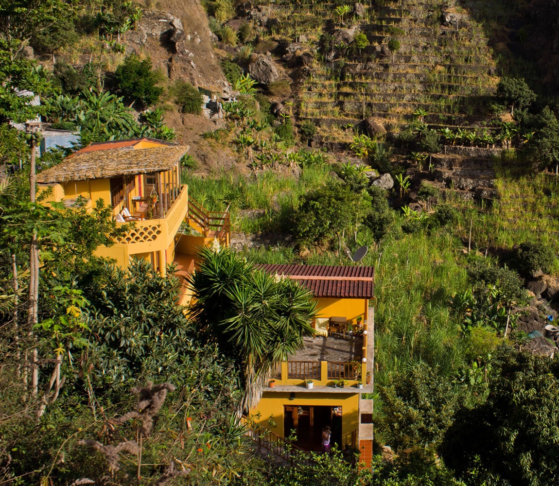 Casa Cavoquinho offers a budget-friendly stay high in the mountains