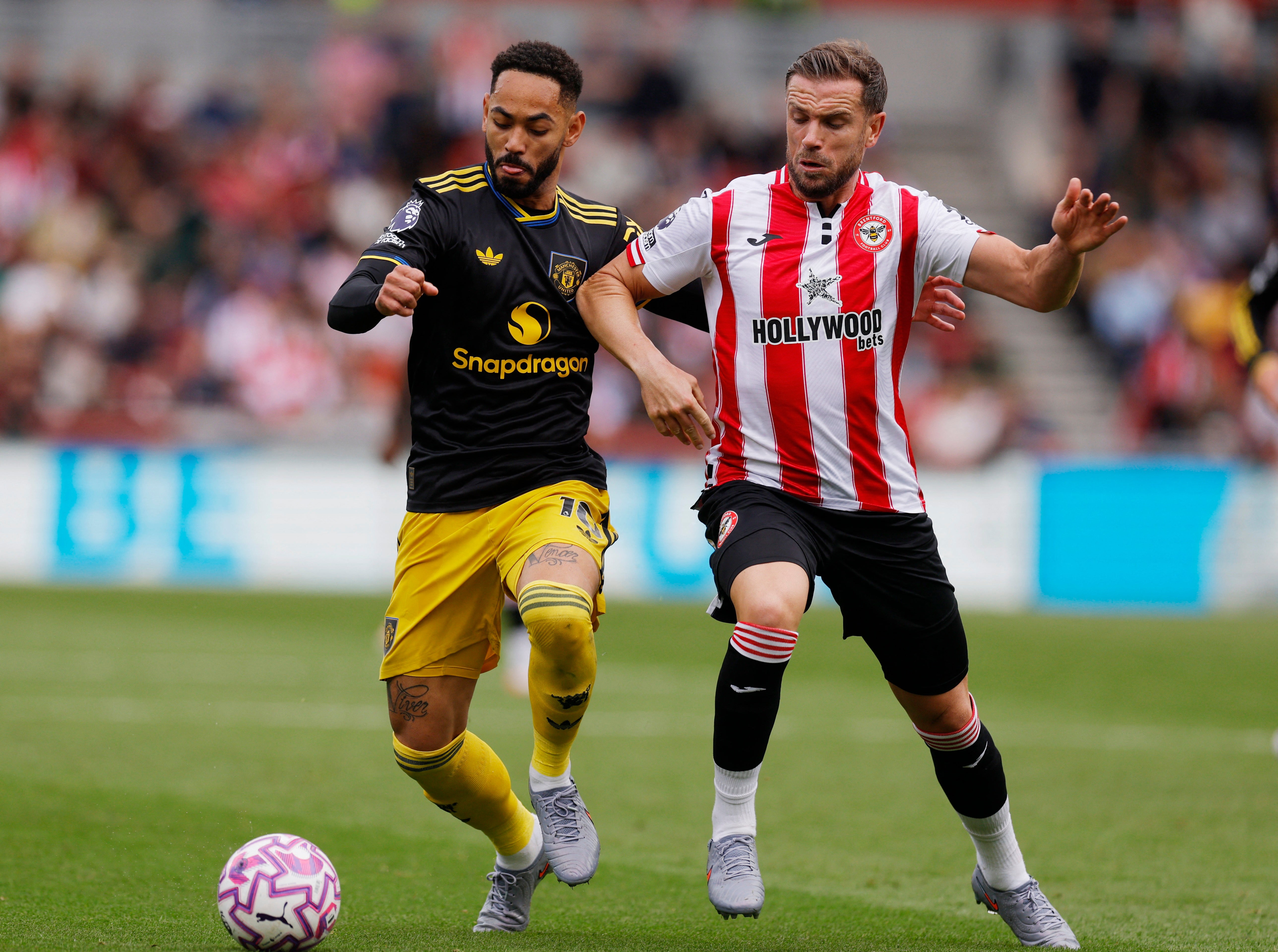 Henderson está fascinado desde que retornou à Premier League com o Brentford