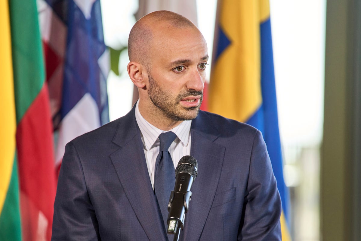 Iran releases French-German cyclist Lennart Monterlos