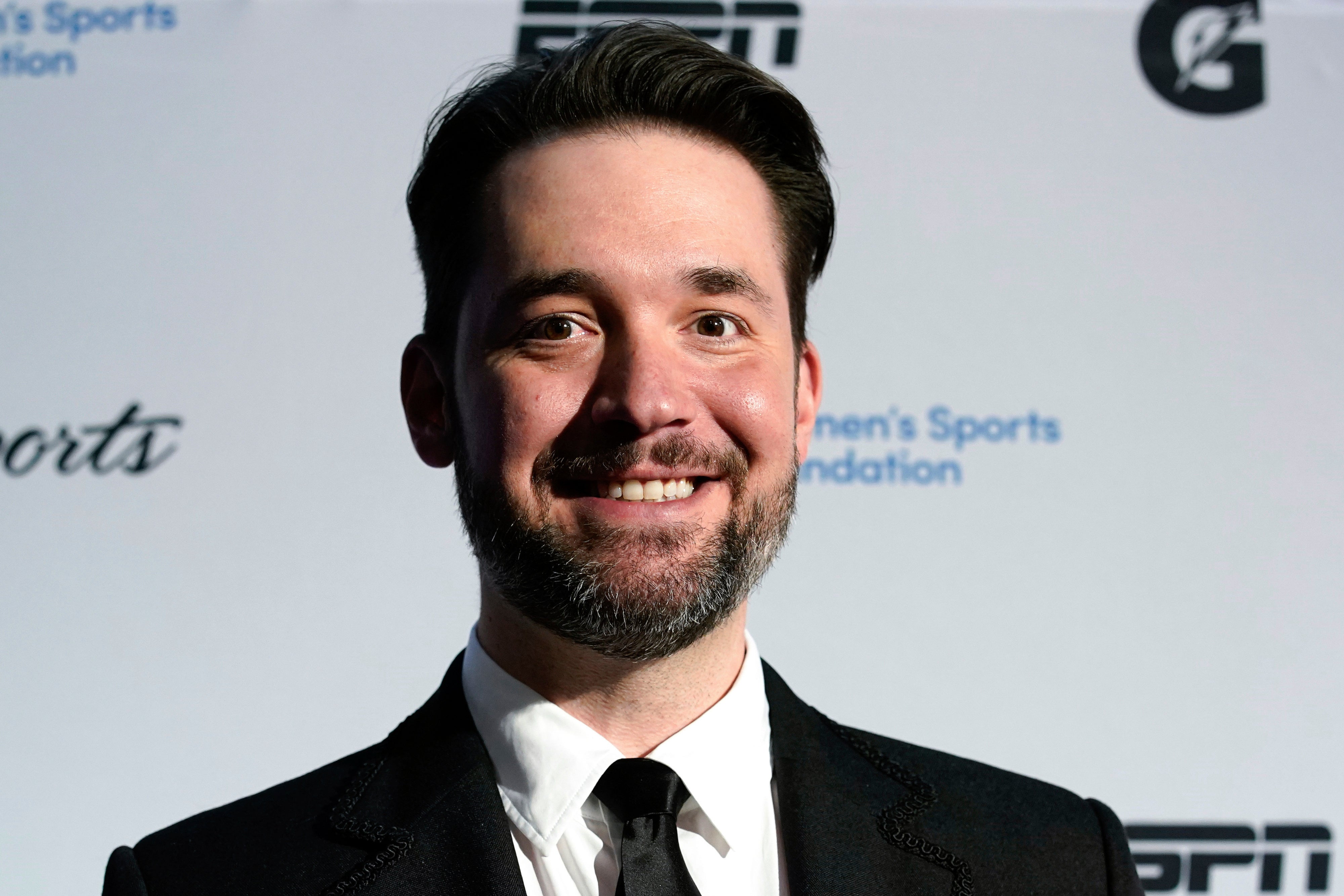 Reddit co-founder Alexis Ohanian opened up about his mother’s experience as an undocumented person in a post criticizing the Trump administration’s immigration agenda