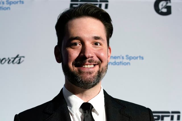 <p>Reddit co-founder Alexis Ohanian posted this week about the need for immigration reform, citing his mother’s experience as a migrant</p>