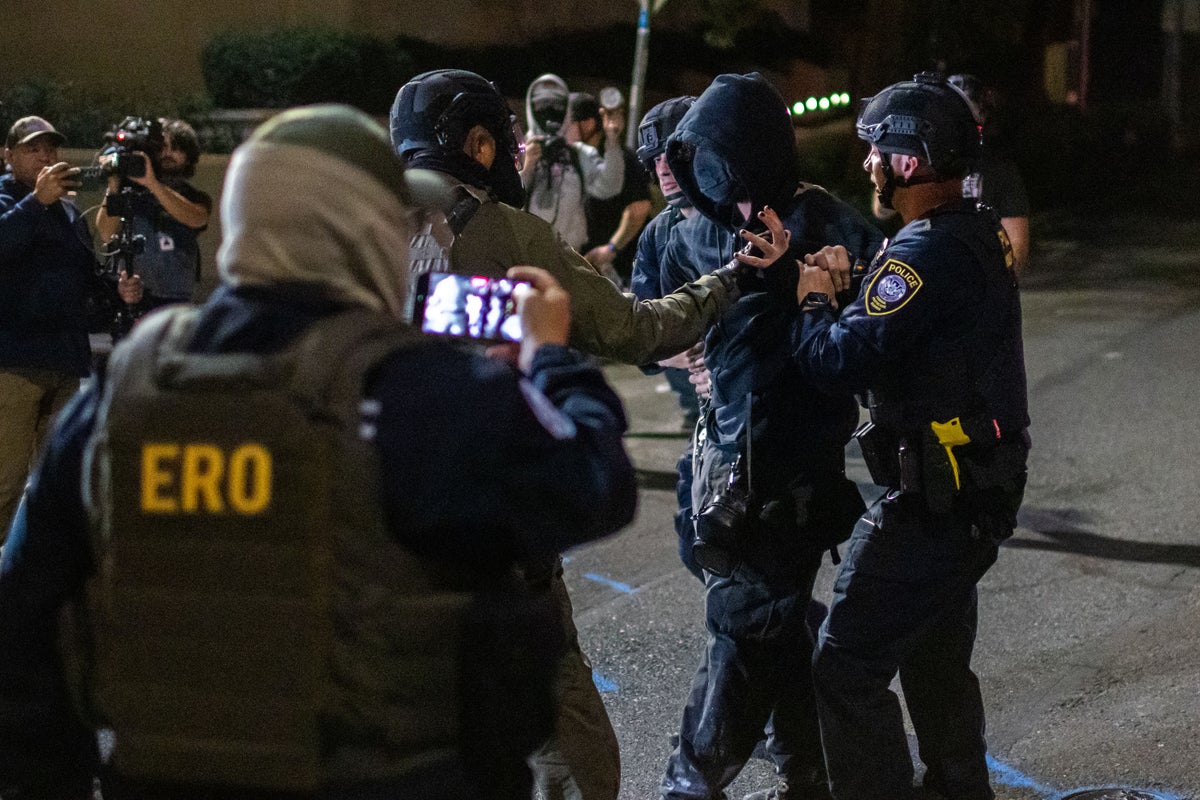 Illinois urges judge to stop National Guard deployment after Trump administration ‘plowed ahead’ Illinois urges judge to stop National Guard deployment after Trump administration ‘plowed ahead’