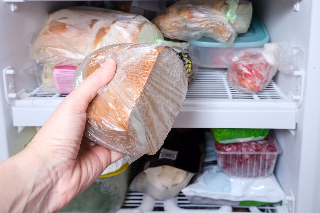 Experts say freezing your bread before toasting has benefits for your gut