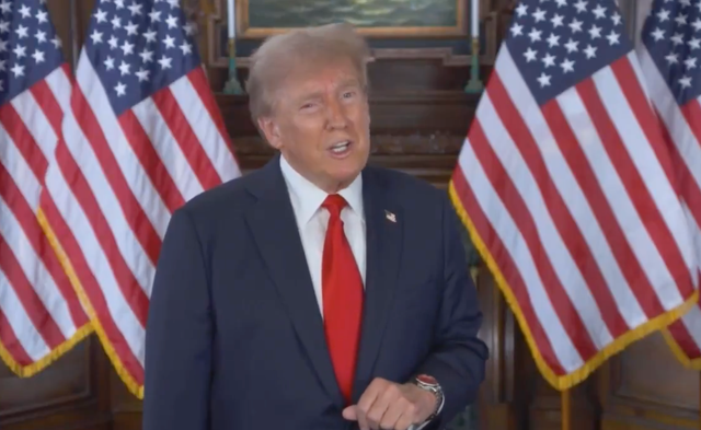 <p>MAGA faithful are majorly ticked off with Donald Trump’s watch company after many complained of issues with delivery and faulty products</p>