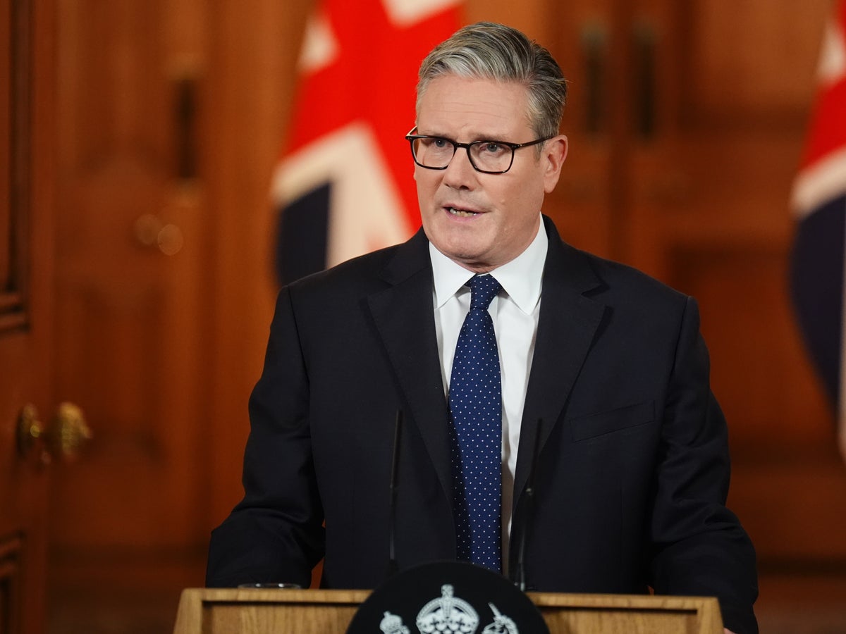 Keir Starmer 'planning to blame Nigel Farage and Brexit' for budget tax rises | The Independent