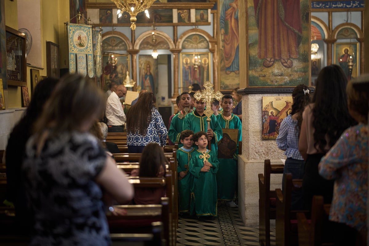 https://static.independent.co.uk/2025/10/10/07/West_Bank_Christians_73240.jpg?width=1200&height=800&crop=1200:800