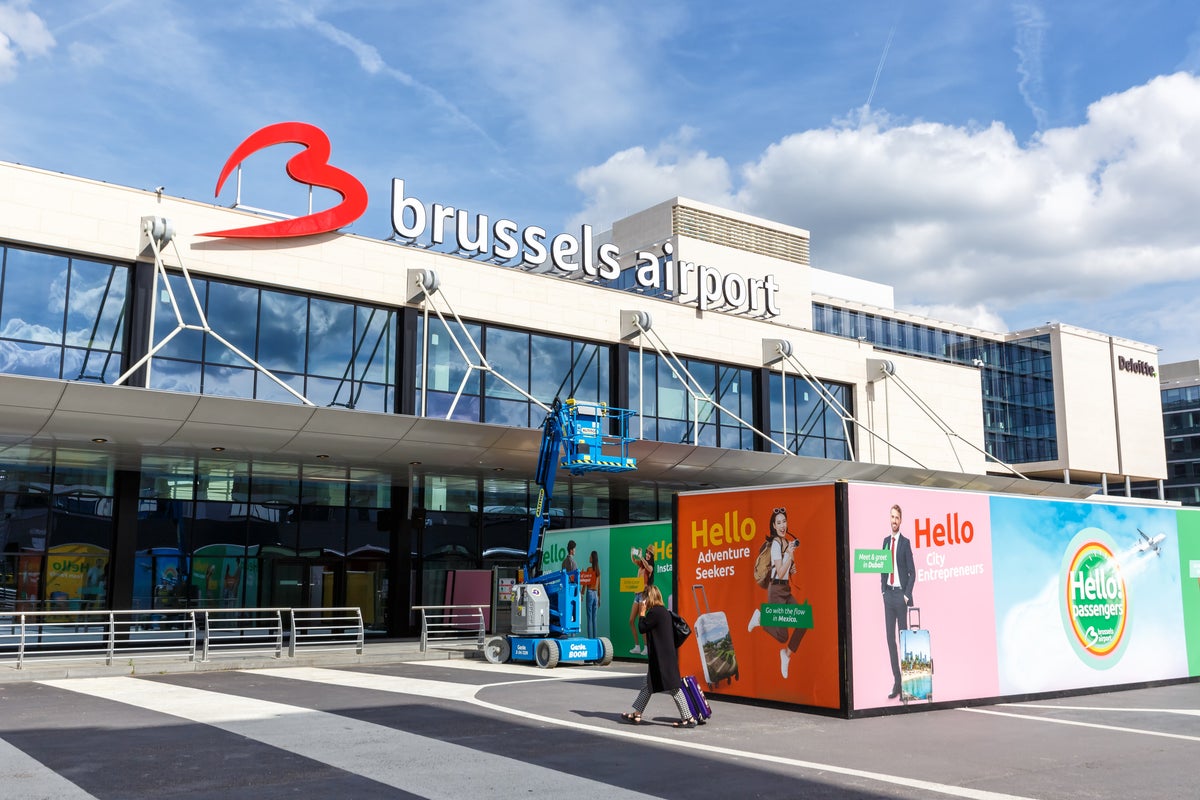 Belgium airports cancel departing flights for a whole day amid strikes