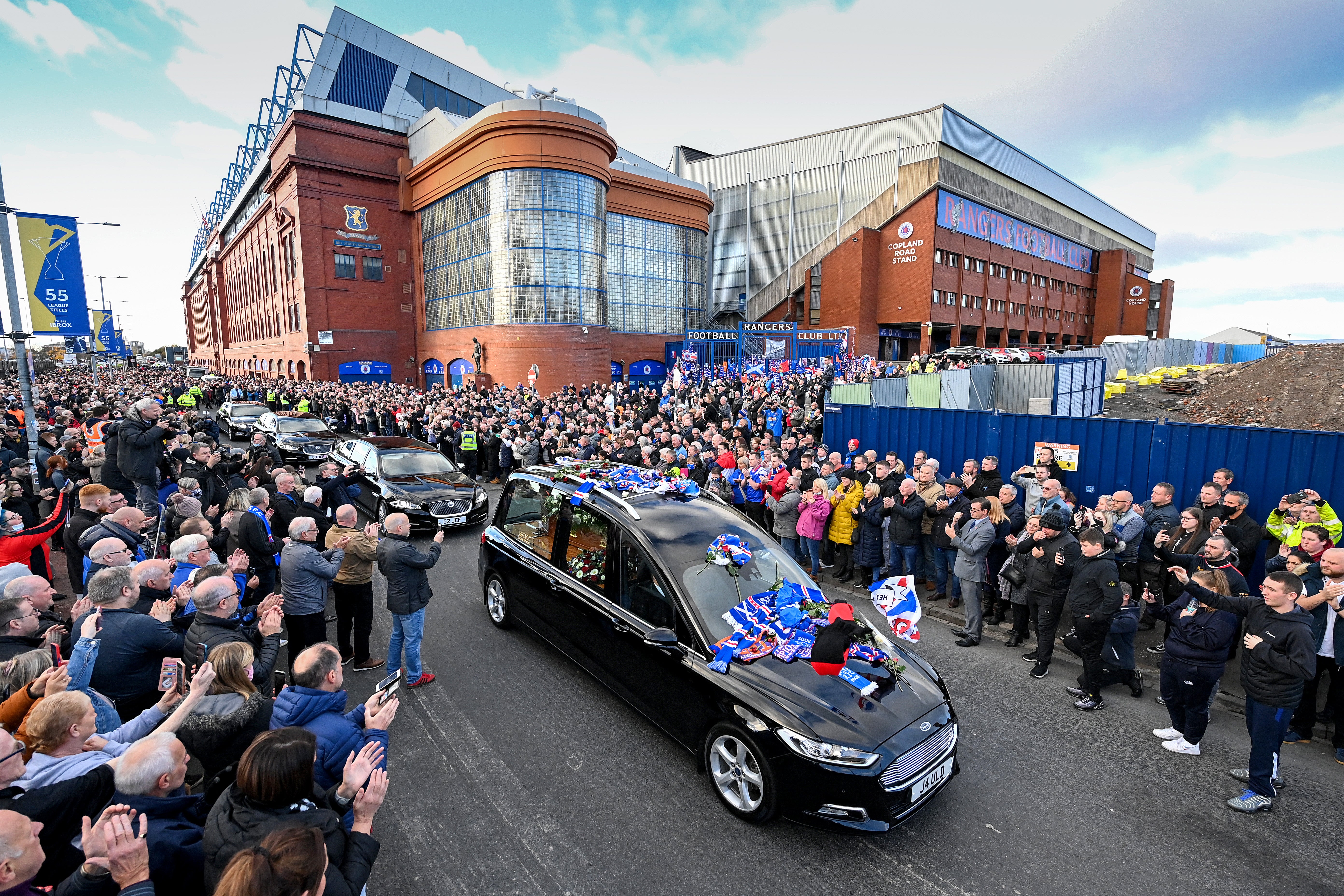 Funeral de Walter Smith passa por Ibrox em 2021