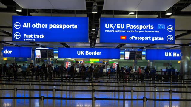 <p>Airports are expecting a very busy Christmas period</p>