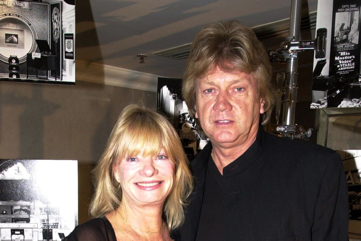 Longtime Moody Blues singer John Lodge dies ‘unexpectedly’