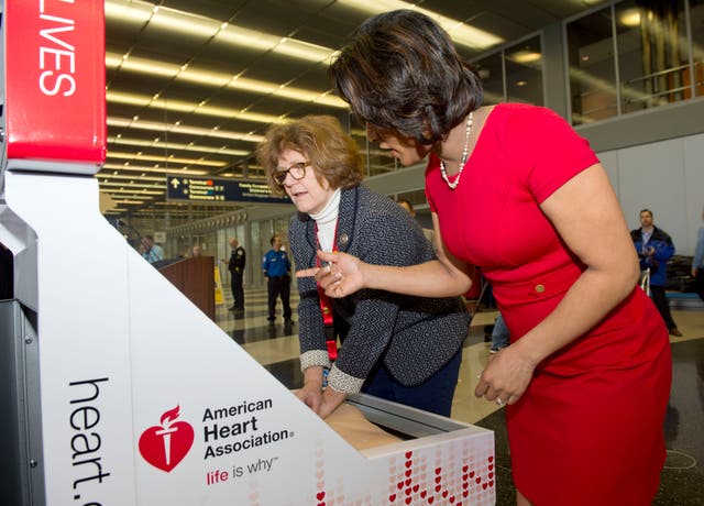 <p>Chest pain is a commonly known sign of a heart attack. But other symptoms may seem like something else</p>